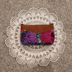 Mexican Beauty 💗 Embroidered Purse Clutch